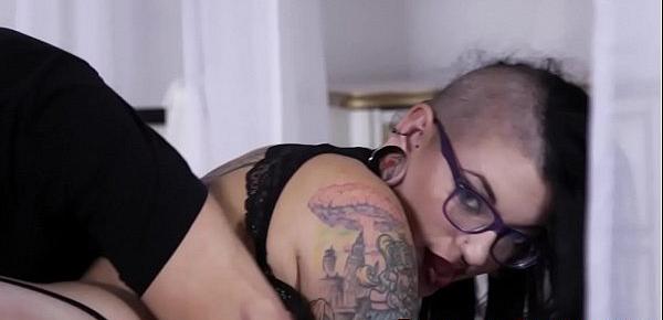  Tatted scene ho has anal